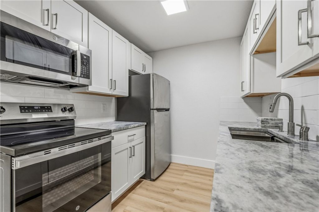 1150 Carlton Court, Hutchinson Island, FL 34949 Photo