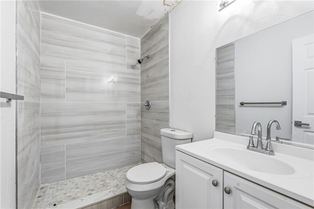 1150 Carlton Court, Hutchinson Island, FL 34949 Photo