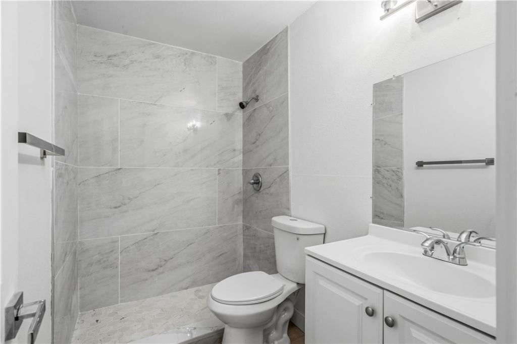 1150 Carlton Court, Hutchinson Island, FL 34949 Photo