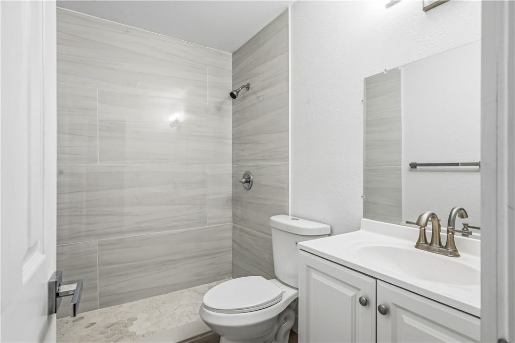 1150 Carlton Court, Hutchinson Island, FL 34949 Photo