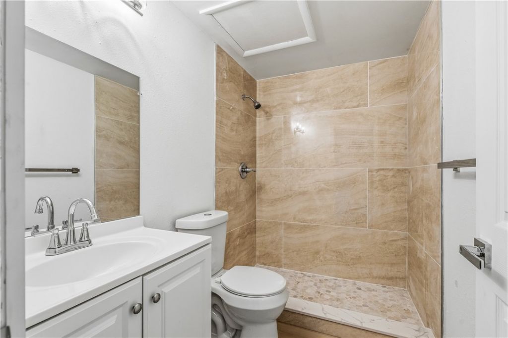 1150 Carlton Court, Hutchinson Island, FL 34949 Photo
