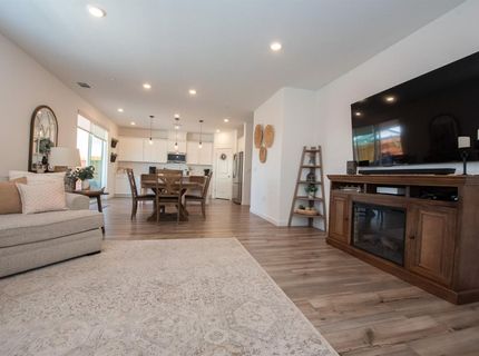 8758 Hg Madrigal Way, Elk Grove, CA 95624 Photo