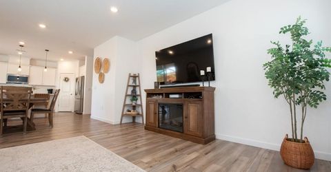 8758 Hg Madrigal Way, Elk Grove, CA 95624 Photo
