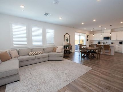 8758 Hg Madrigal Way, Elk Grove, CA 95624 Photo