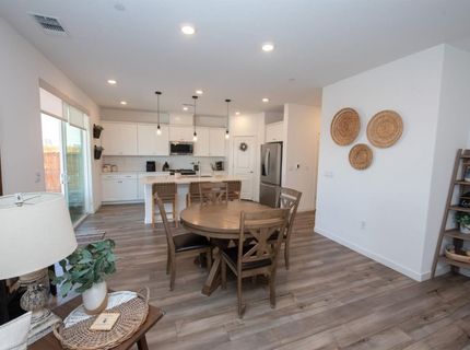 8758 Hg Madrigal Way, Elk Grove, CA 95624 Photo