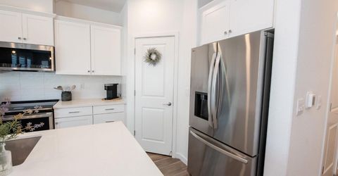 8758 Hg Madrigal Way, Elk Grove, CA 95624 Photo
