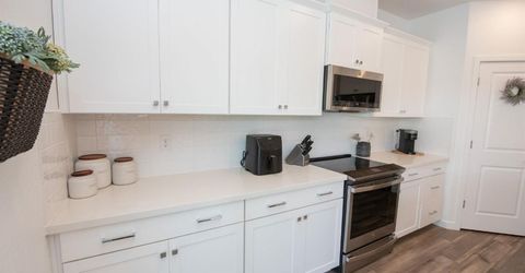 8758 Hg Madrigal Way, Elk Grove, CA 95624 Photo