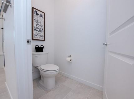 8758 Hg Madrigal Way, Elk Grove, CA 95624 Photo