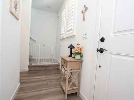 8758 Hg Madrigal Way, Elk Grove, CA 95624 Photo
