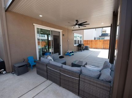 8758 Hg Madrigal Way, Elk Grove, CA 95624 Photo