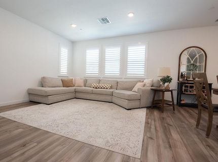 8758 Hg Madrigal Way, Elk Grove, CA 95624 Photo