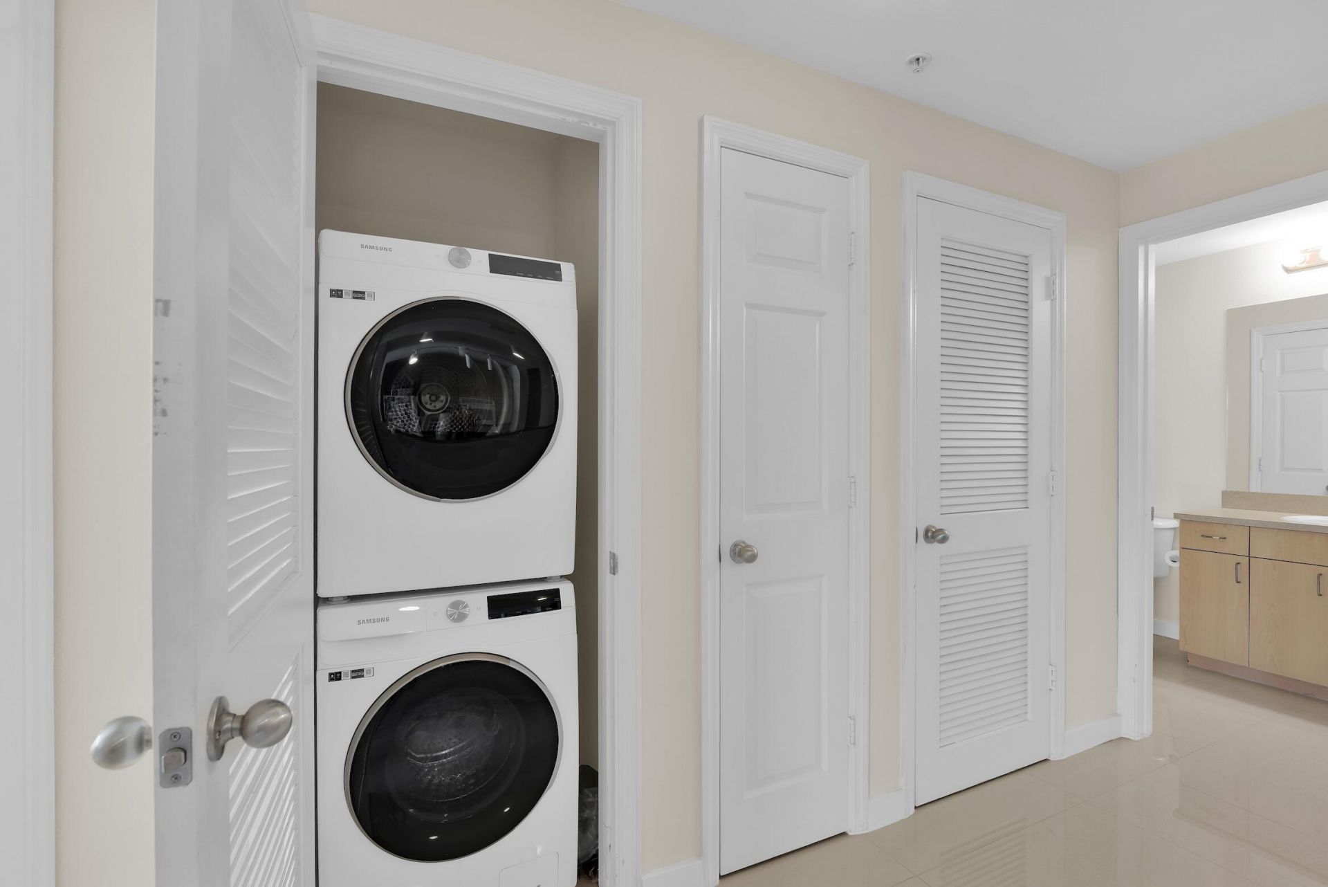 533 NE 3rd Avenue, Fort Lauderdale, FL 33301 Photo