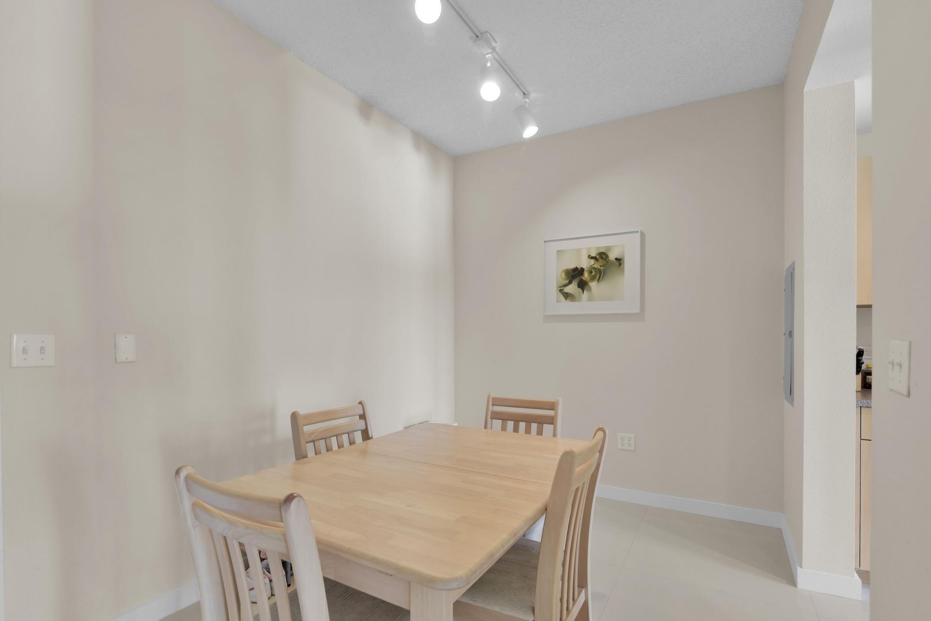 533 NE 3rd Avenue, Fort Lauderdale, FL 33301 Photo