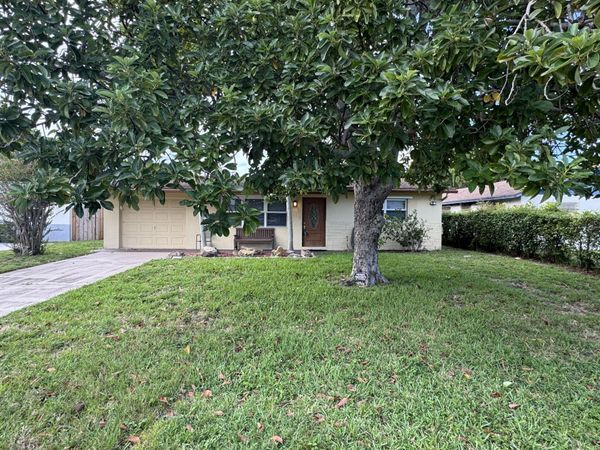 4353 Broadway Street, Lake Worth, FL 33461
