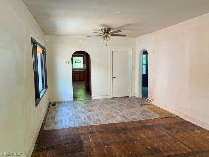 1003 Nathaniel Road, Cleveland, OH 44110 Photo 4