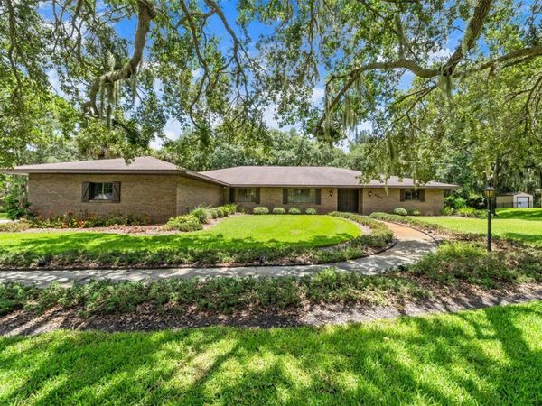4240 N TROPICAL TRAIL , MERRITT ISLAND, FL 32953