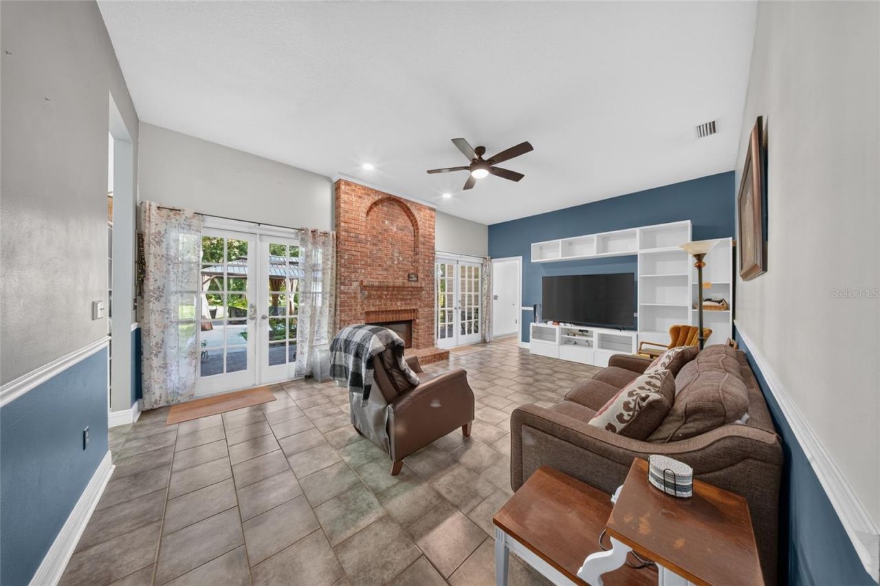 908 Oak Hollow Place , Brandon, FL 33510 Photo