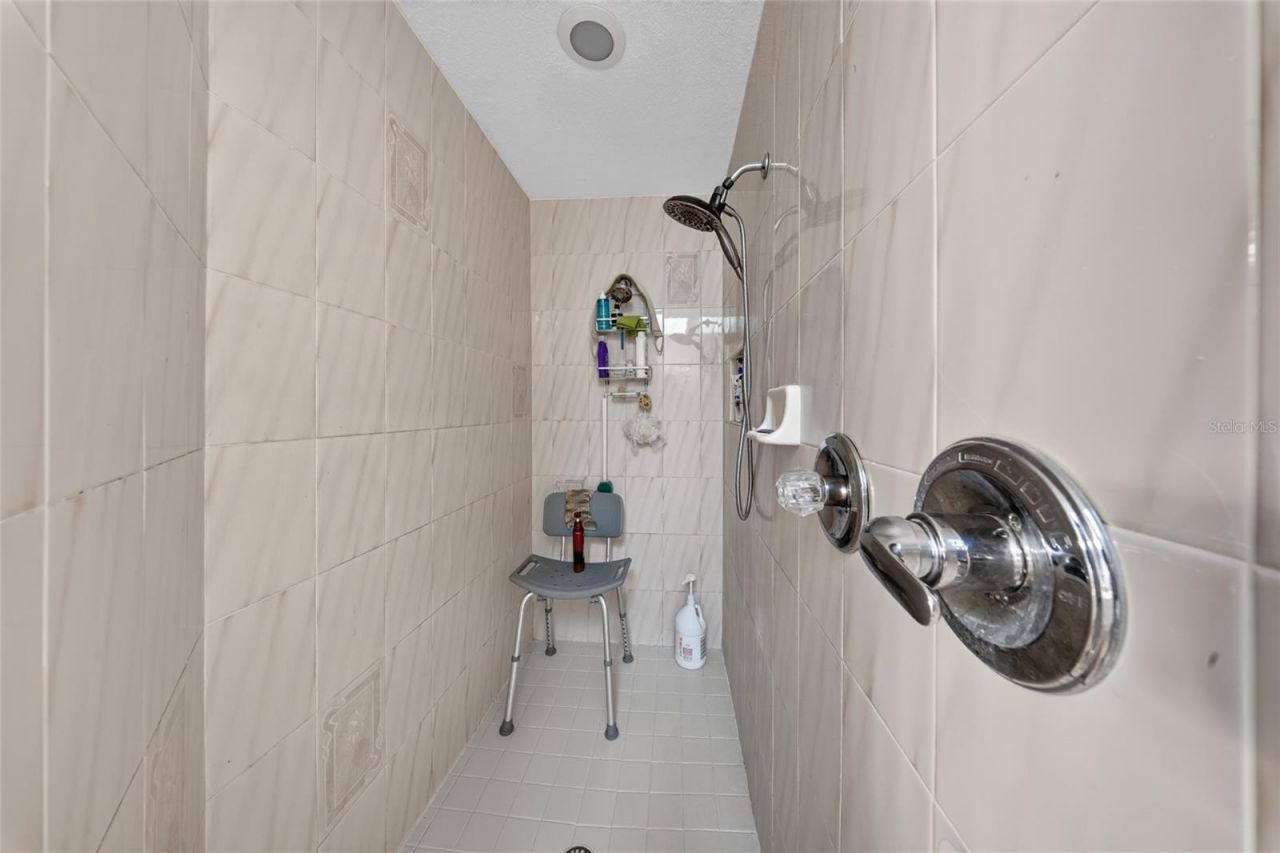 908 Oak Hollow Place , Brandon, FL 33510 Photo