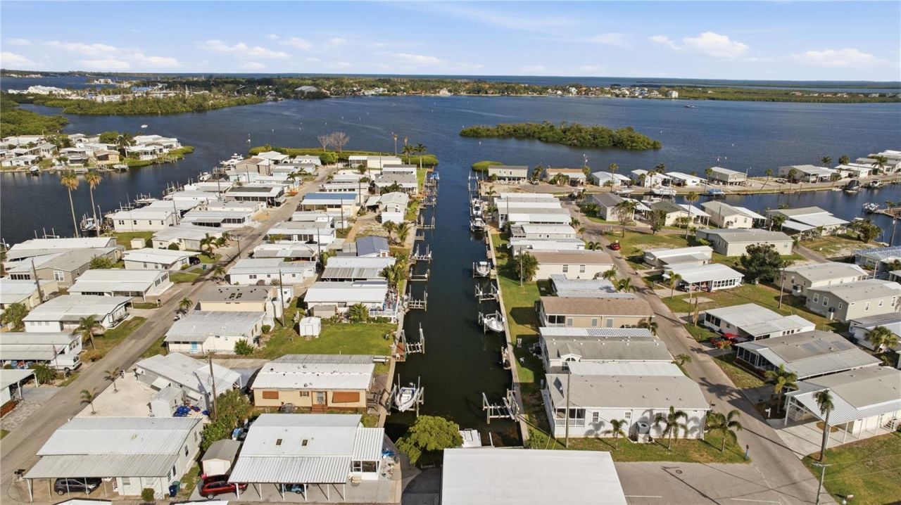 264 Jamaica Drive , Palmetto, FL 34221 Photo