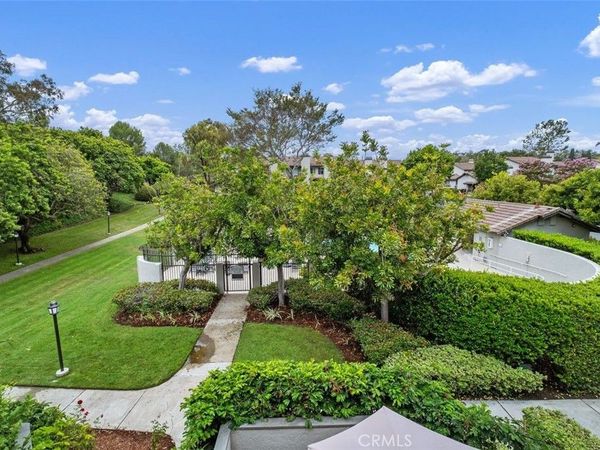 8 Summer Breeze, Irvine, CA 92603
