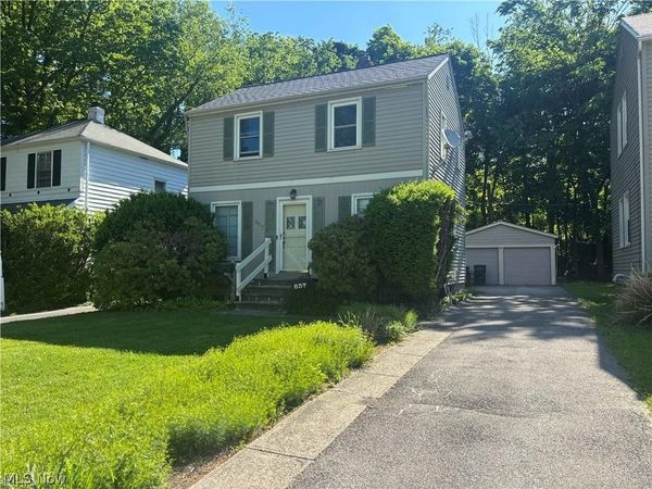 857 Quarry Drive , Cleveland Heights, OH 44121