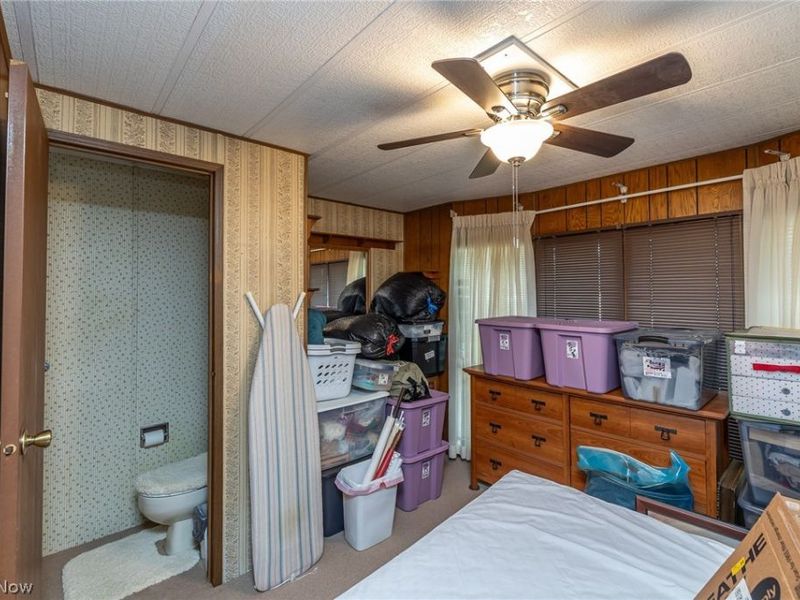 43 Parkway Drive, Olmsted Township, OH 44138 Photo 7
