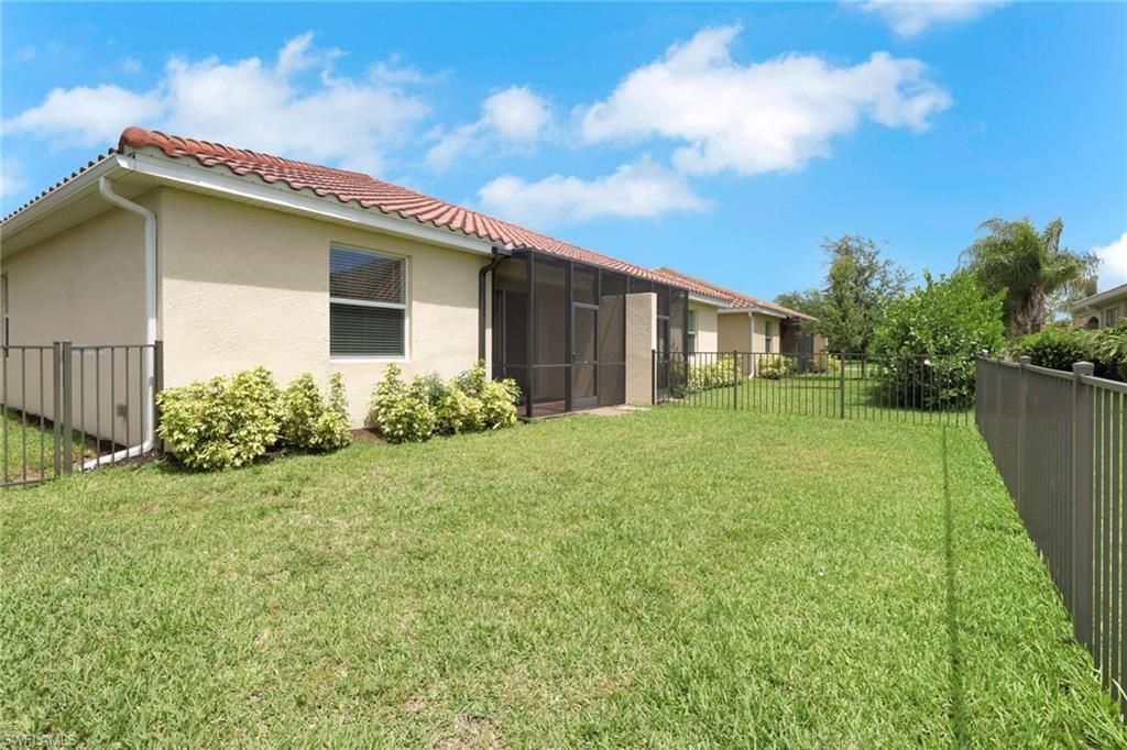 1645 Alameda Dr , Naples, FL 34120 Photo