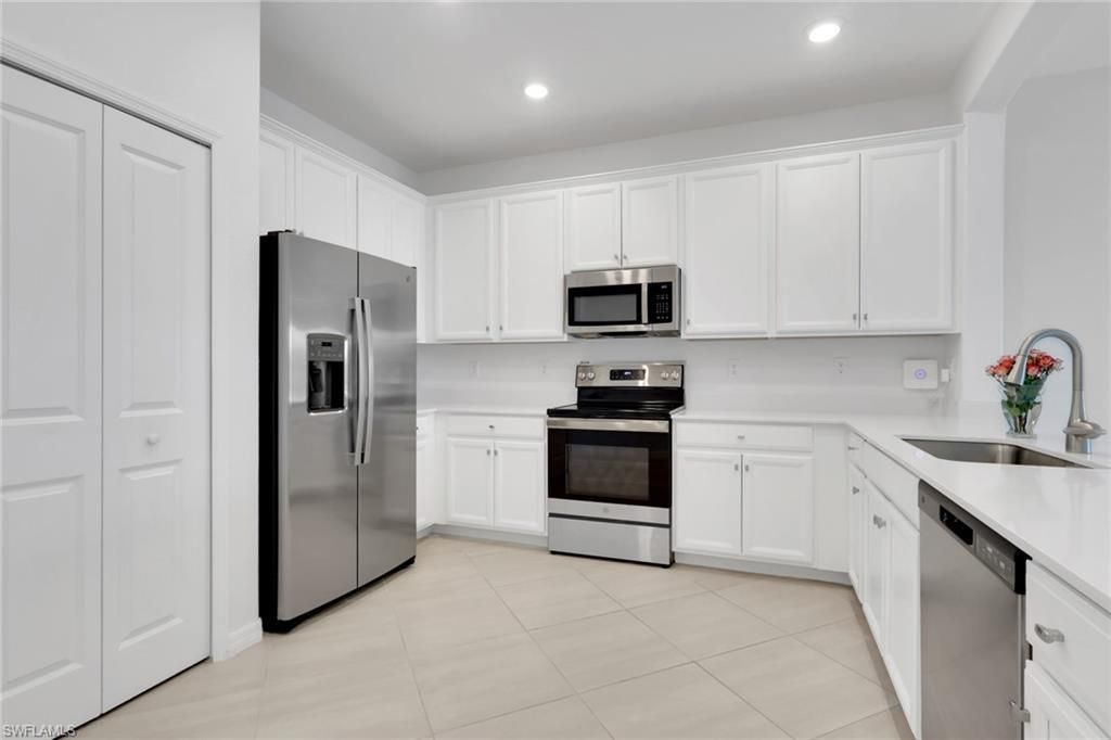 1645 Alameda Dr , Naples, FL 34120 Photo