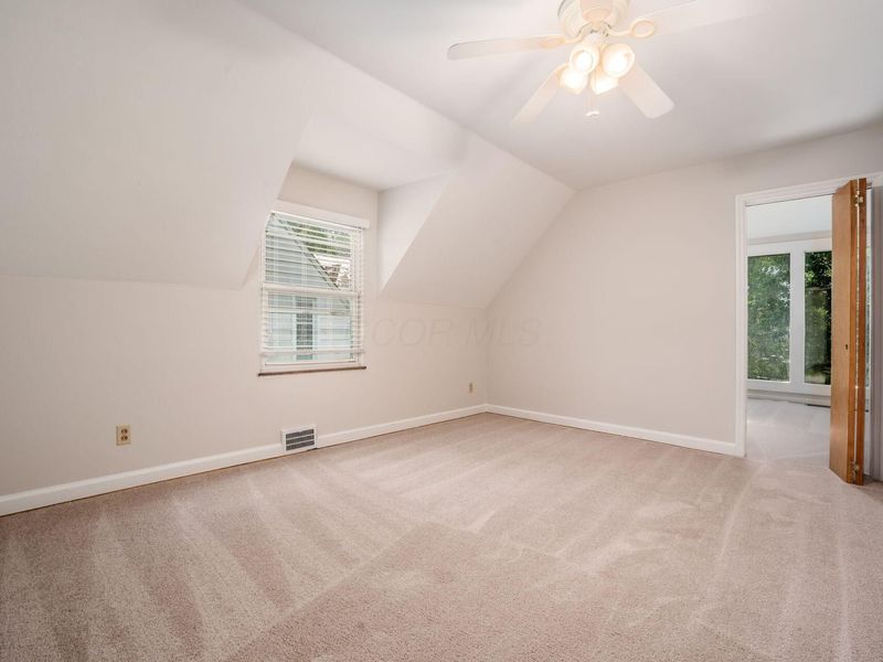 870 Euclaire Avenue, Columbus, OH 43209 Photo 33