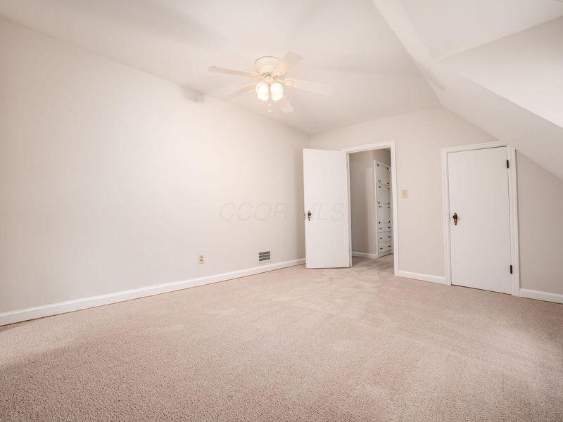 870 Euclaire Avenue, Columbus, OH 43209 Photo 37