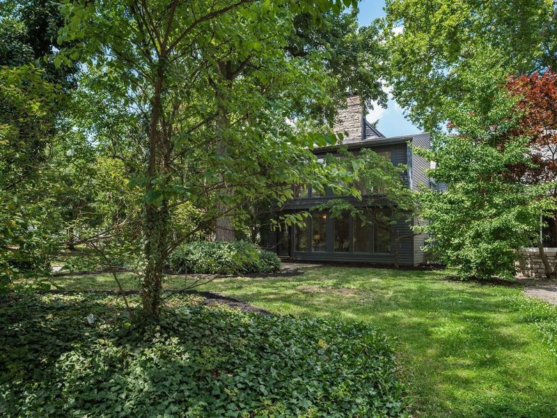870 Euclaire Avenue, Columbus, OH 43209 Photo 48