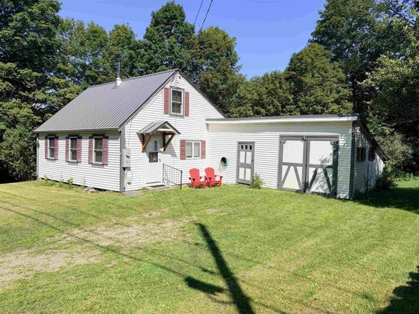 138 Village Road, Langdon, NH 03602