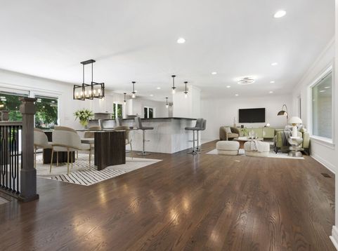 Main Photo