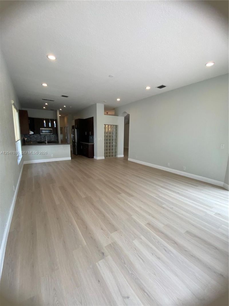 628 SW 168th Ter , Pembroke Pines, FL 33027 Photo