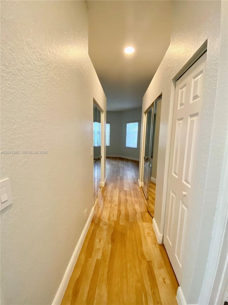628 SW 168th Ter , Pembroke Pines, FL 33027 Photo