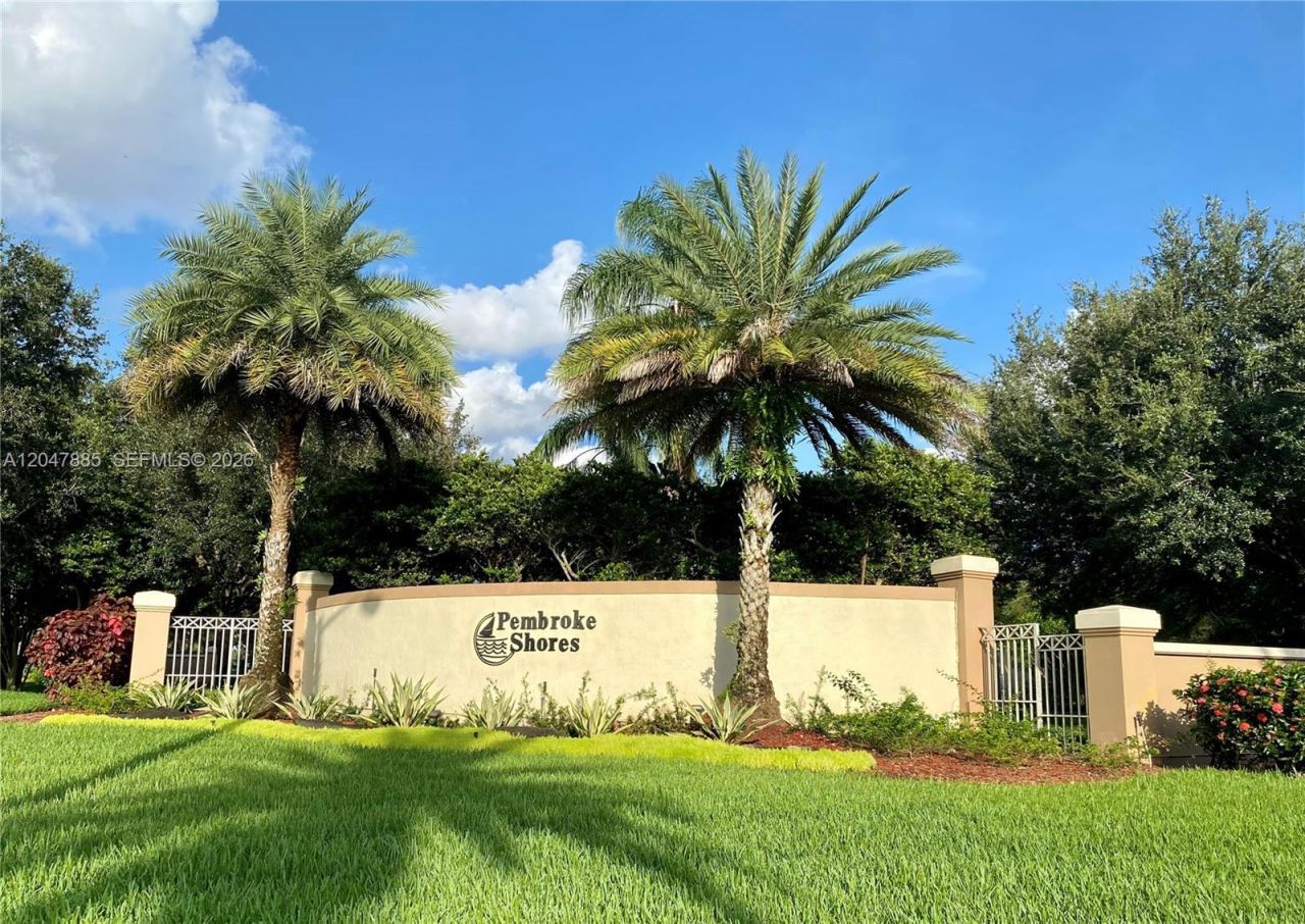 628 SW 168th Ter , Pembroke Pines, FL 33027 Photo