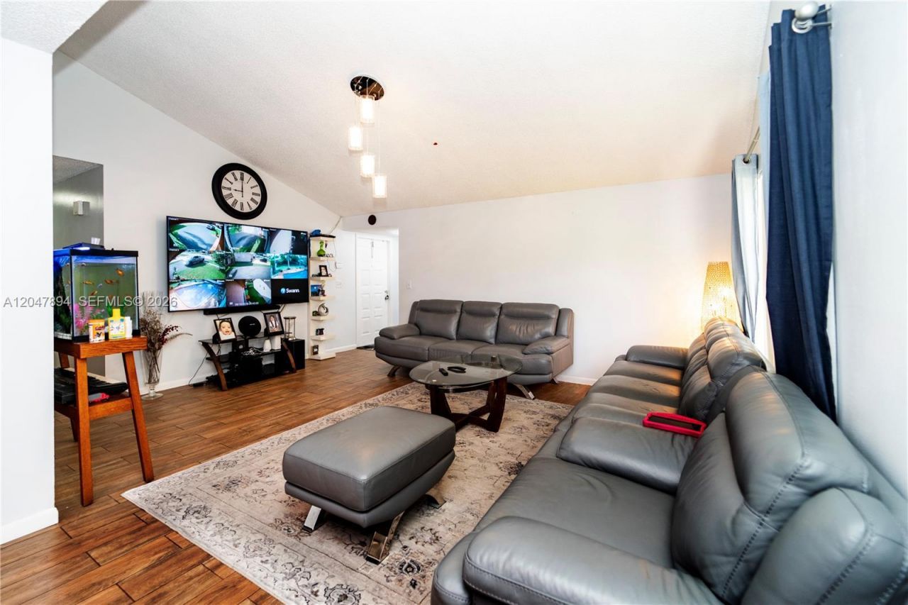 10815 NW 26th St , Sunrise, FL 33322 Photo