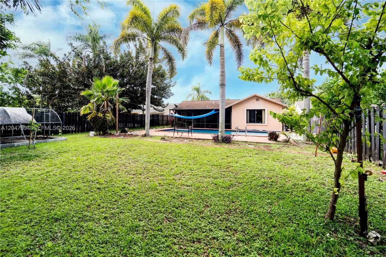 10815 NW 26th St , Sunrise, FL 33322 Photo