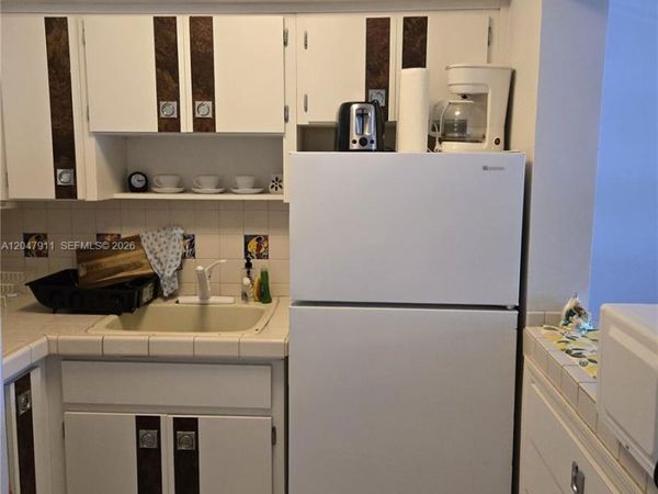 2001 S Ocean Dr , Unit 41, Hallandale Beach, FL 33009