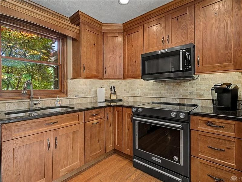 860 Scenic Knoll, Tipp City, OH 45371 Photo 22