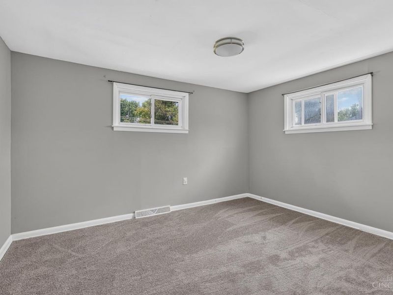 7969 Sycamore Street, Hamilton Twp, OH 45039 Photo 14