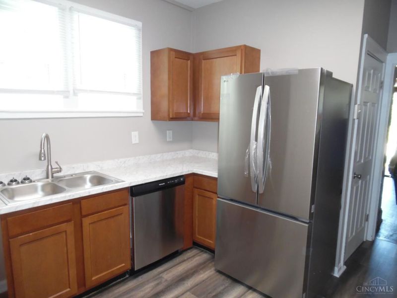 1635 W North Bend Road, Cincinnati, OH 45224 Photo 10