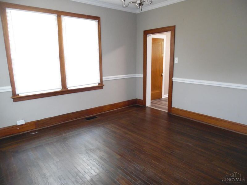 1635 W North Bend Road, Cincinnati, OH 45224 Photo 6