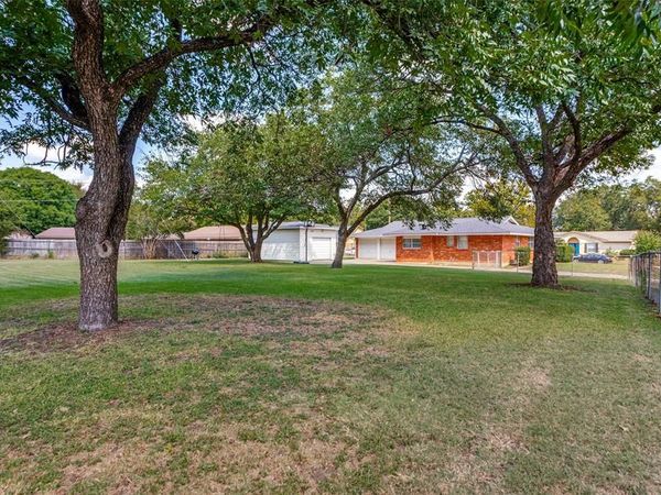 240 Smith Street, Burleson, TX 76028