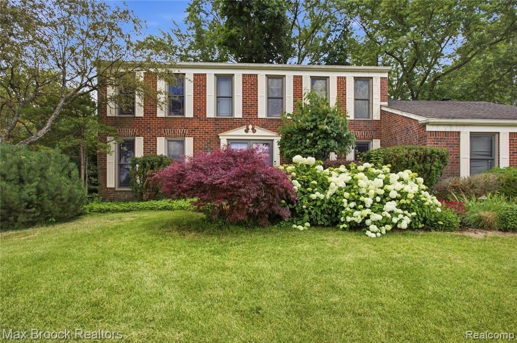 4259 Savoie Trail, West Bloomfield Township, MI 48323 Main Photo