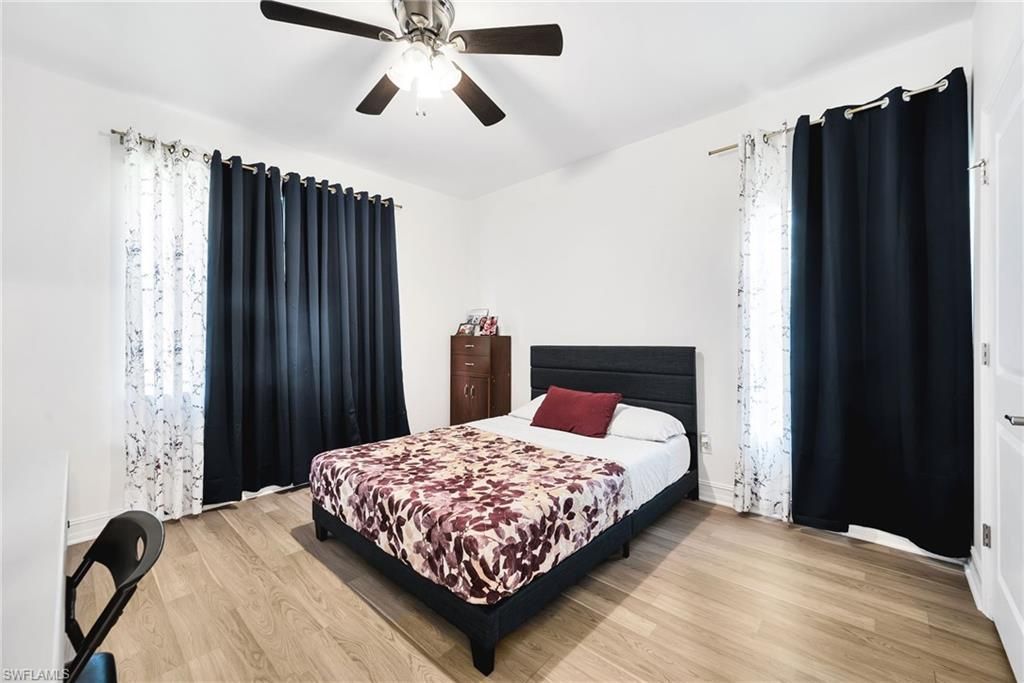 7689 Bristol Cir, Naples, FL 34120 Photo