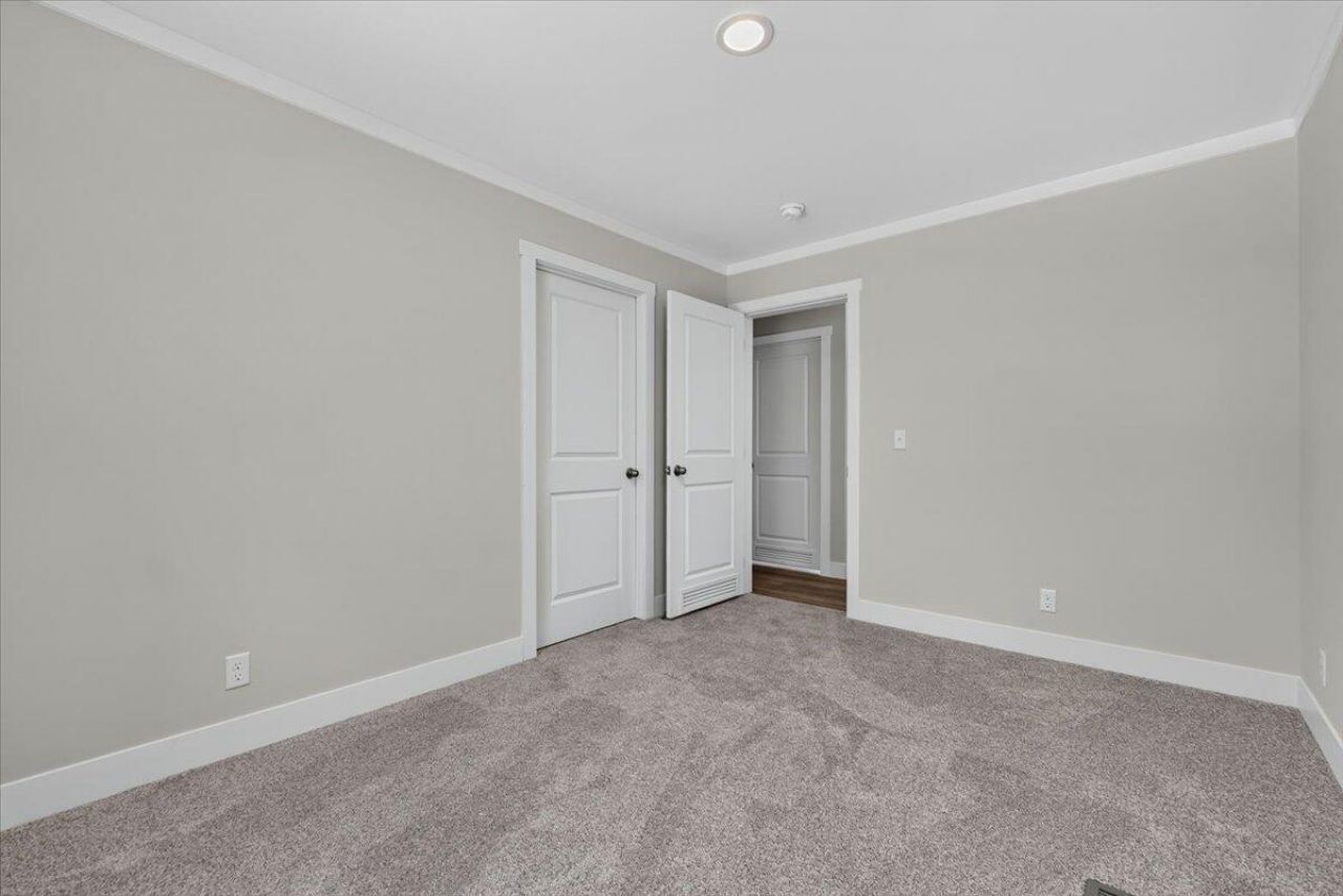 1658 Calamus Pond Road Photo 31