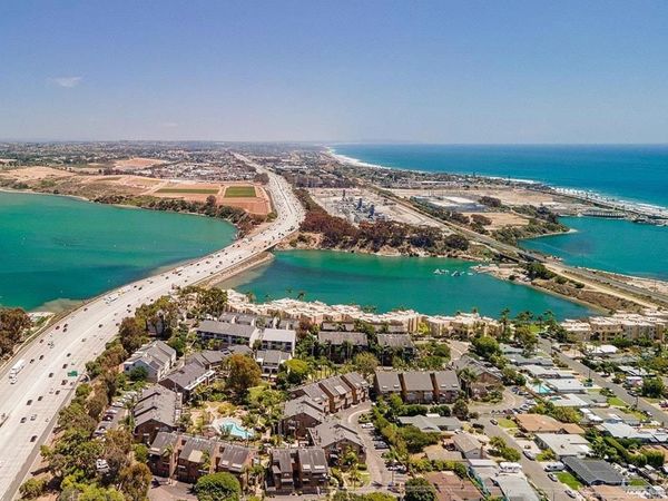4016 Layang Layang Circle, Unit C, Carlsbad, CA 92008