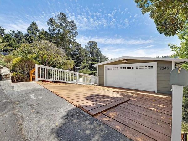 2245 Pelham Pl, Oakland, CA 94611
