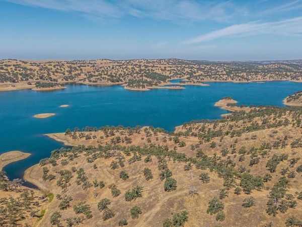 2 ,3,4 Cavalieri Ranch Rd, La Grange, CA 95329